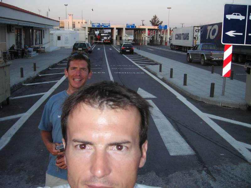 Midnight Express Fini la Bulgarie ... Touch and go a la frontiere turque ... Midnight Express ??? 